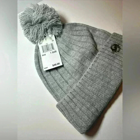 NWT $48 Michael Kors Grey Knit Beanie winter hat - Picture 4 of 5